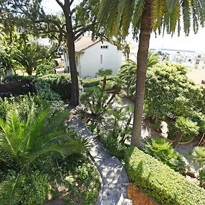 Appartement Palmeraie - Magnifique D'epoque Avec Vue 4 Personnes Avec Terrasse Le Port, Nice