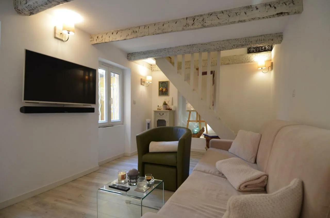 Apartment Appartement Duplex De Charme 4 Personnes Quartier Du Port A Nice